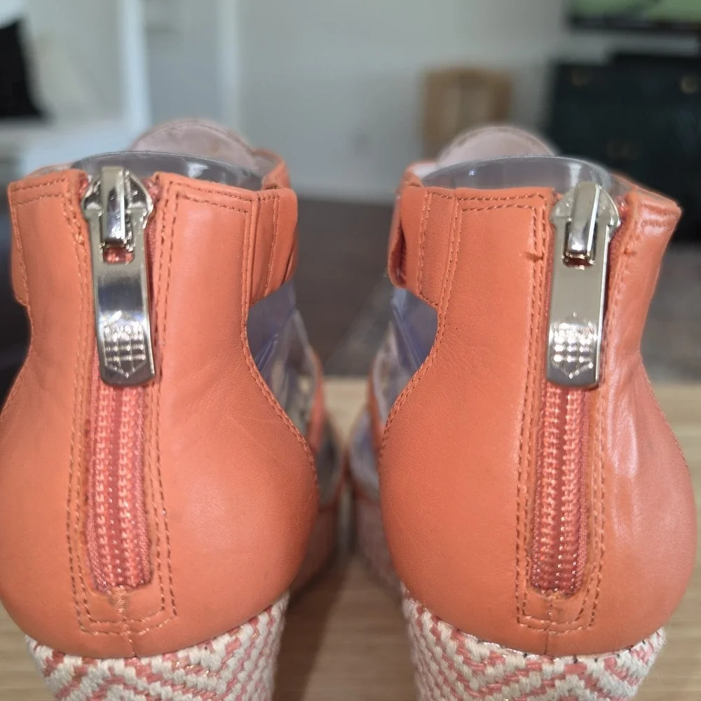 Vince Camuto Torta Coral Leather Espadrille w beads Size 8 Wedge Sandals *read*